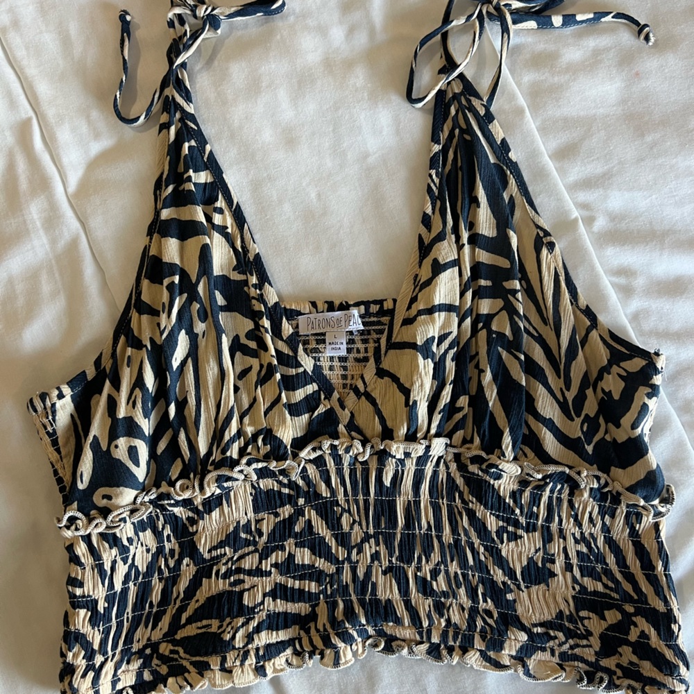 Womens cropped blouse